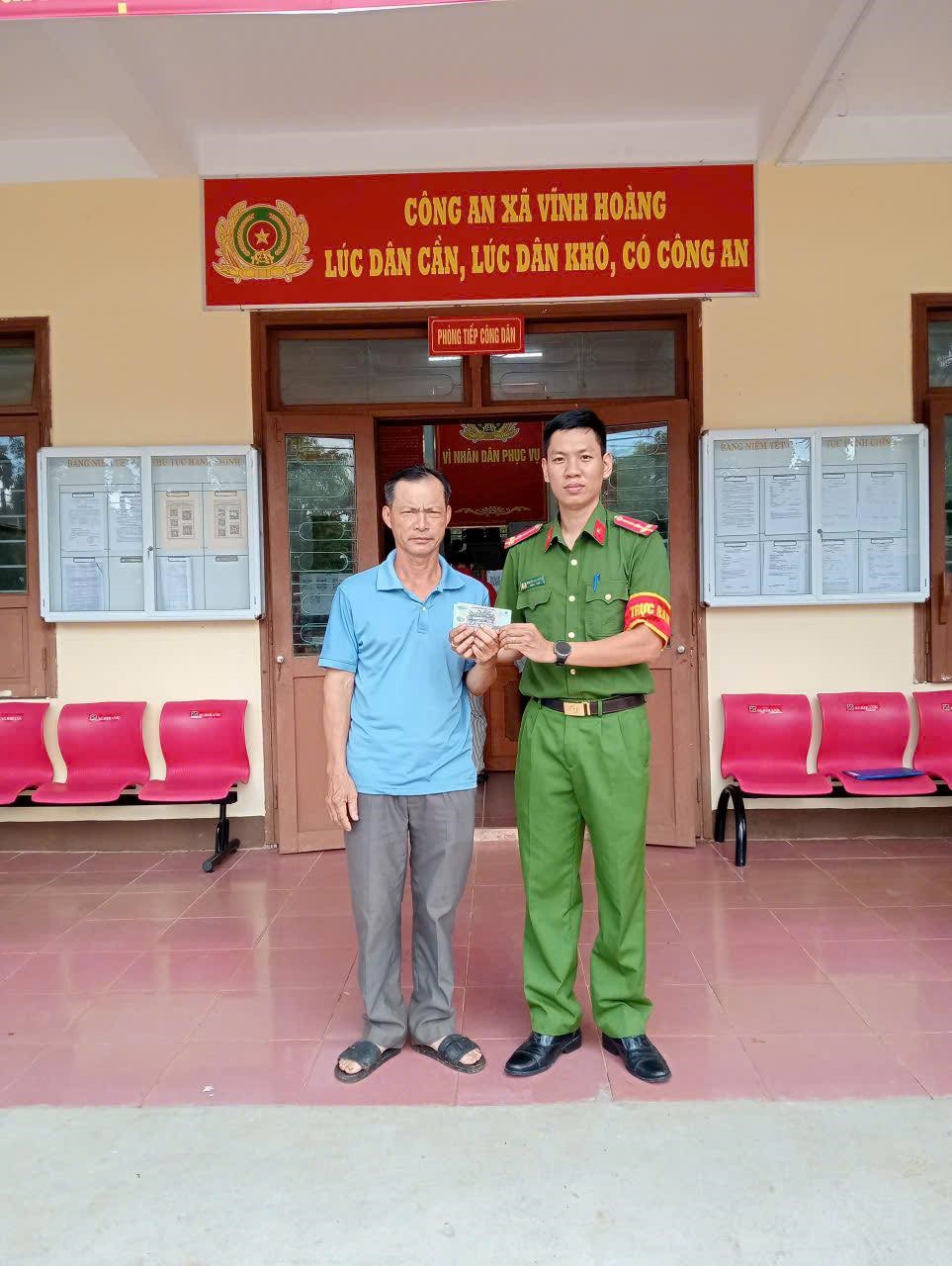 Tìm chủ nhân của số tiền bị bỏ quên tại cây ATM ngân hàng Agribank - ảnh 1