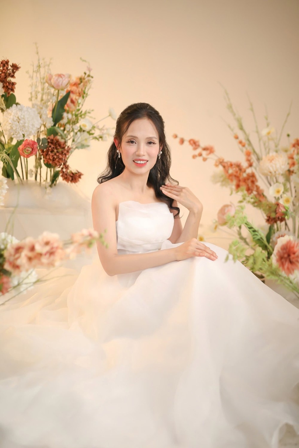 Mẹ đảm Hà Nội gây bão MXH với mâm lễ Rằm tháng 7 đẹp đỉnh, nghe tên từng món ăn cũng đủ thấy kỳ công - ảnh 3