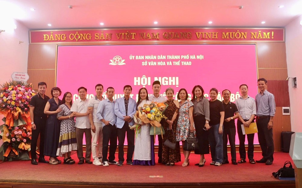 Nữ NSND nổi tiếng nhất làng Chèo vừa được bổ nhiệm làm Giám đốc, có chồng cũng là lãnh đạo - ảnh 1