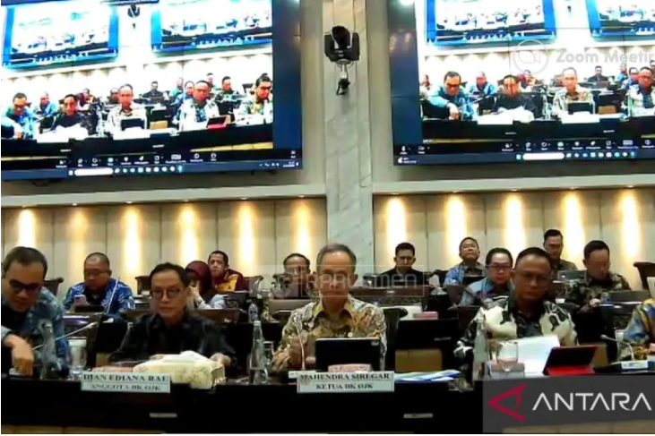 Bơm gần 320.000 tỷ đồng vào 5 ‘ông lớn’ ngân hàng, nền kinh tế số 1 Đông Nam Á toan tính gì? - ảnh 1