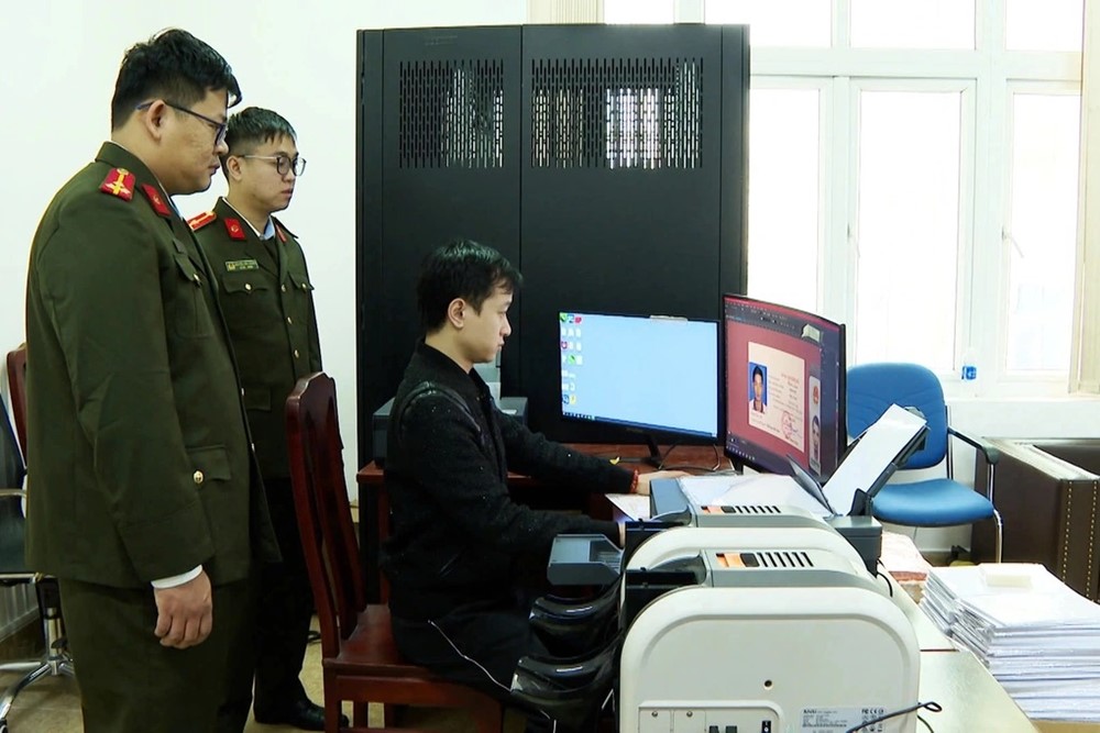 Bắt 'ông trùm' Phạm Duy Phú và đồng bọn - ảnh 1