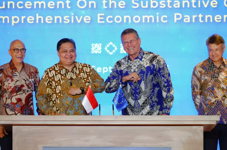 Nền kinh tế số 1 Đông Nam Á ký thỏa thuận xóa bỏ 98% thuế quan với EU - ảnh 1