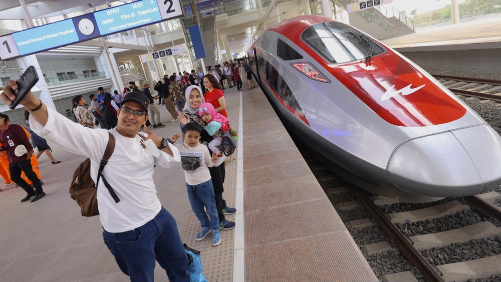 Chọn nhà thầu Trung Quốc, siêu dự án tàu cao tốc lo vỡ nợ hơn 192.351 tỷ đồng - ảnh 1