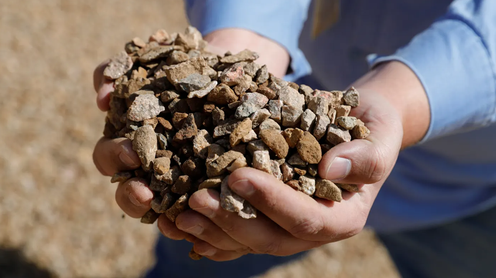 Thứ 'báu vật' kiểm soát tương lai nhân loại, không ngờ Trung Quốc sở hữu tới 70% - ảnh 1