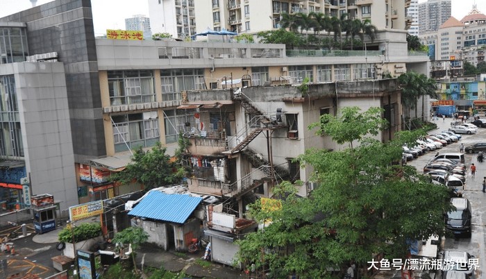 Chủ ngôi nhà 300m2 không chịu di dời dù được chủ đầu tư bồi thường hơn 70 tỷ đồng, tuyên bố phải nhận đủ 1.000 tỷ mới rời đi - ảnh 1