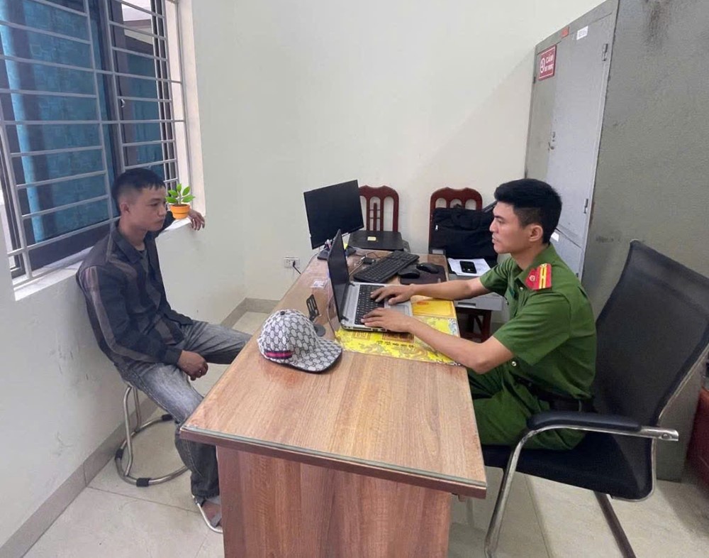 Bắt đối tượng truy nã Trần Khánh Trung sinh năm 2003 - ảnh 1