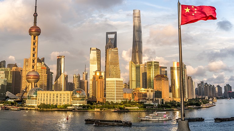 Nền kinh tế lớn nhất châu Á tăng trưởng chạm đáy một năm, bất động sản chìm trong khủng hoảng - ảnh 1