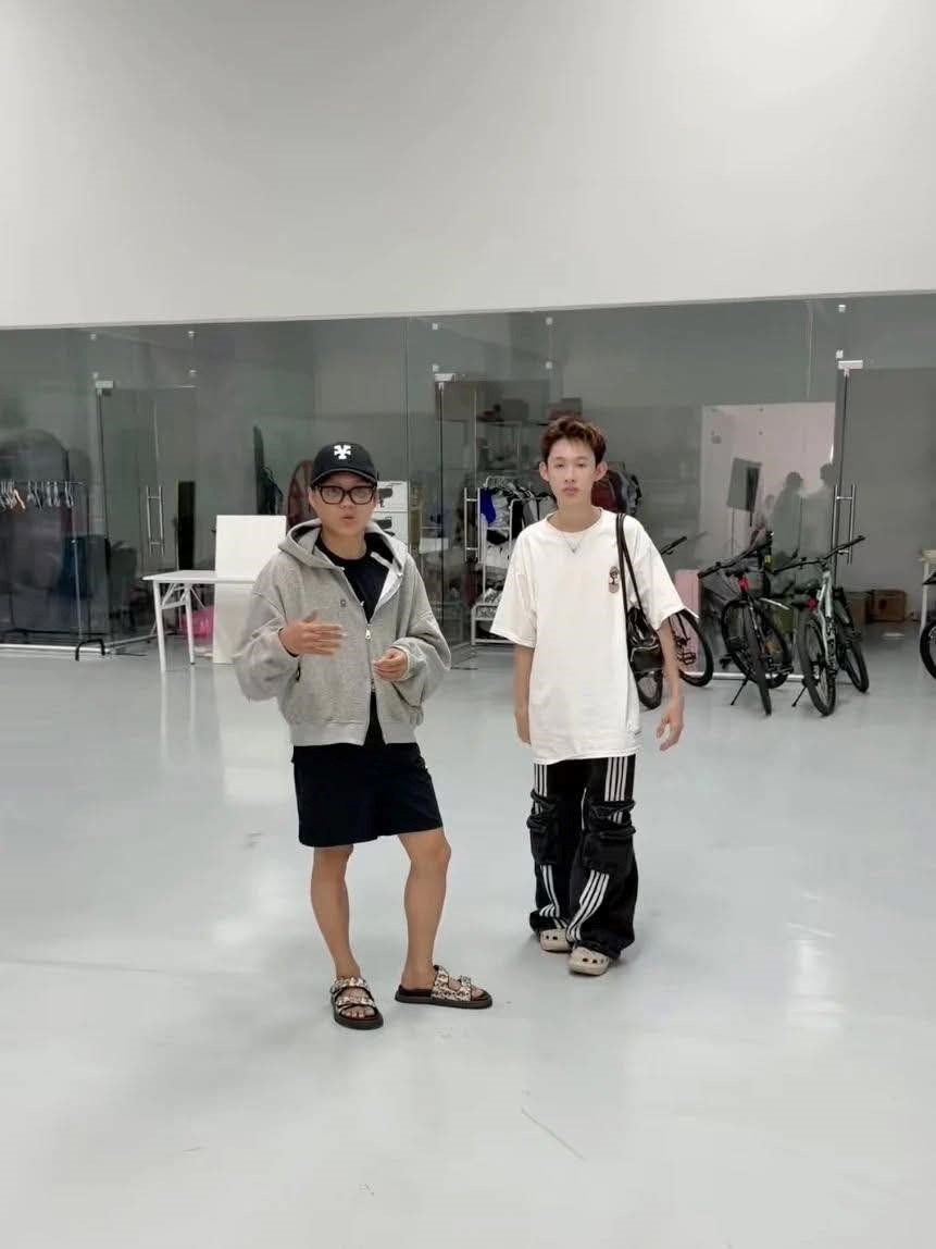 'Chiến thần livestream' Phạm Thoại có động thái mới - ảnh 2