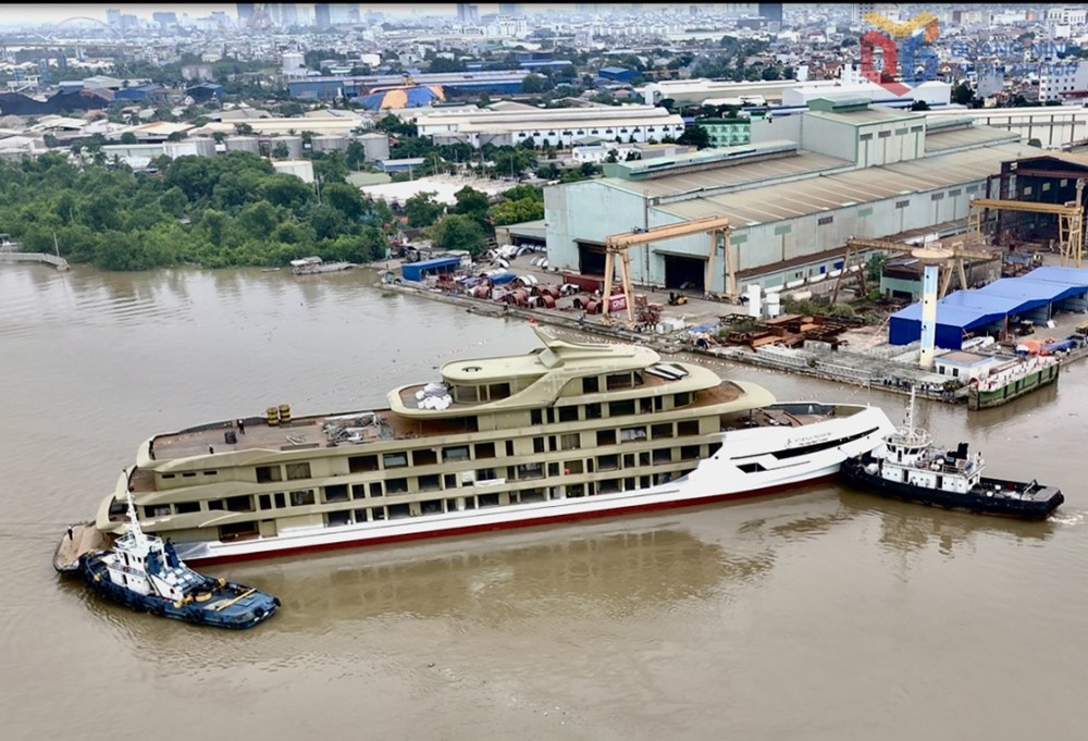 Chính thức hạ thủy siêu du thuyền 6 sao diện tích 10.000m2: Được đóng hoàn toàn bởi người Việt, lớn nhất Quảng Ninh - ảnh 2