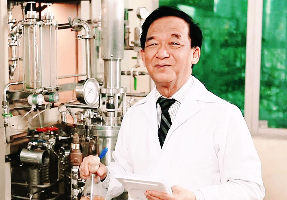 Gia đình đại trí thức ở Việt Nam có 8 người con đều là GS, PGS, Tiến sĩ, các cháu là nhà khoa học đầu ngành, giữ chức vụ quan trọng - ảnh 4