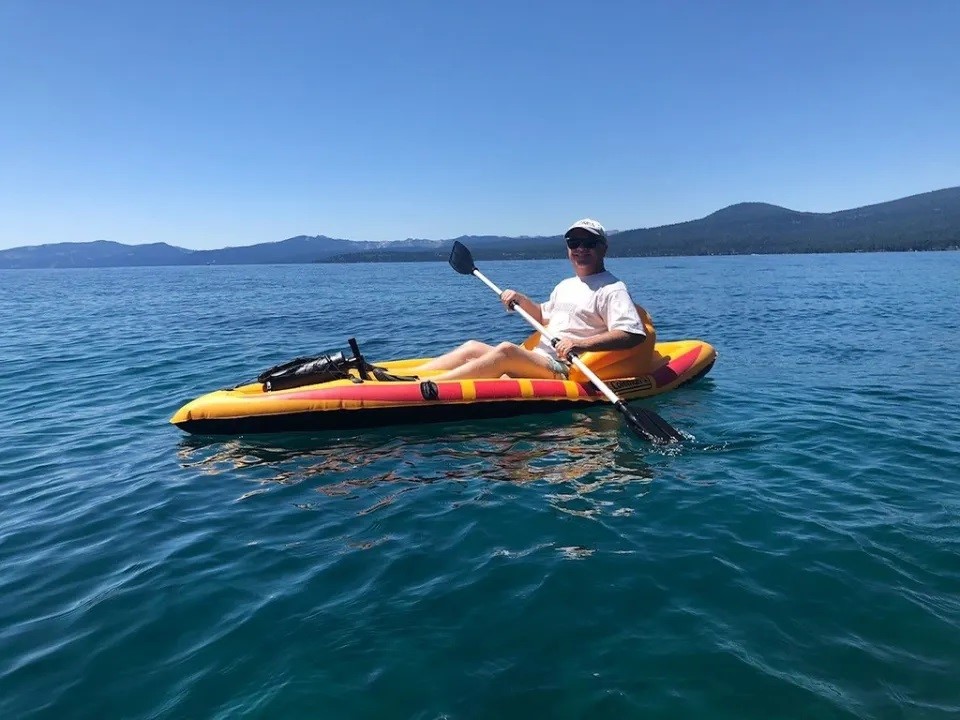 Quốc gia siêu nhỏ có diện tích bằng 1/100 Hồ Tây, cả nước chỉ có 36 người và 1 con chó, chuyển thư bằng tên lửa - ảnh 5