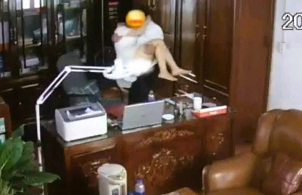 Buộc thôi việc Chủ tịch HĐQT trường cấp 3 Tô Hiến Thành - ảnh 1