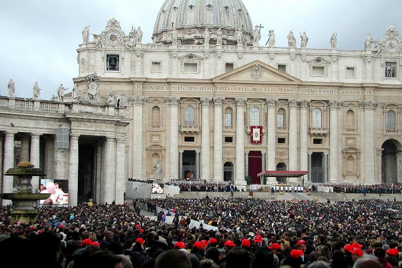 Quốc gia duy nhất có diện tích 0,44km2: Dân số chỉ hơn 500 người, toàn lãnh thổ nằm gọn trong lòng nước khác - ảnh 2