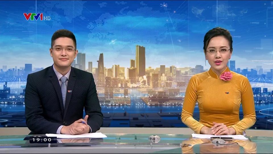 Nam MC trẻ nhất dẫn Thời sự 19h VTV: Có 2 bằng đại học trường danh tiếng, từng làm liên lạc viên tháp tùng Bộ trưởng - ảnh 4