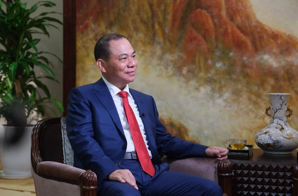 Tỷ phú Phạm Nhật Vượng lập kỳ tích khi tài sản tăng mạnh thứ hai thế giới, vượt cả CEO Nvidia - ảnh 1