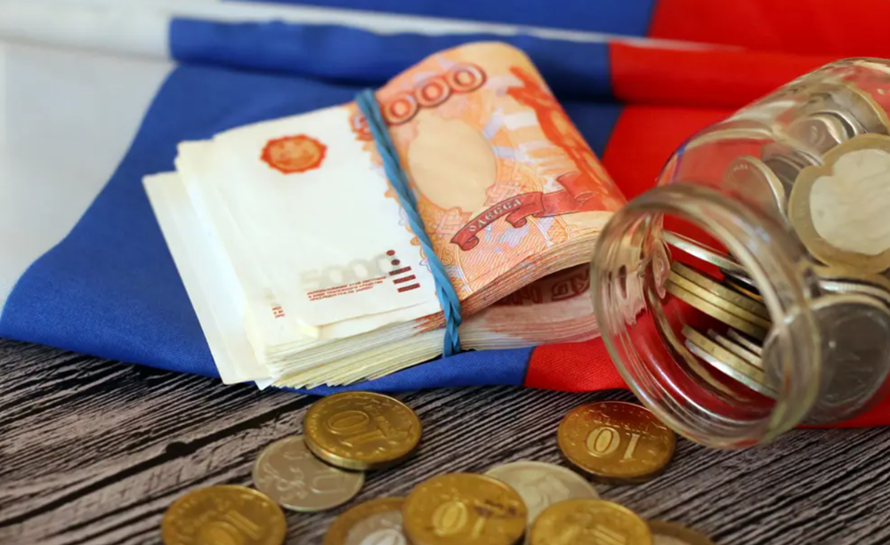 EU giáng đòn không tưởng vào Nga, 210 tỷ euro tài sản bị 'vô hiệu hóa' - ảnh 1