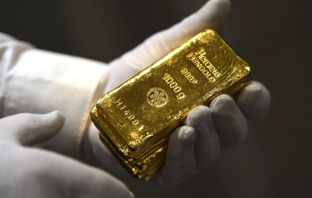 Giá vàng hôm nay 16/12: Áp sát đỉnh lịch sử, thị trường chờ quyết định quan trọng từ Fed - ảnh 1