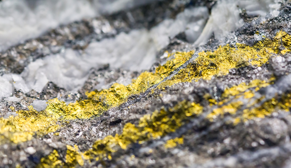 Phong tỏa khẩn cấp hàng loạt mỏ khoáng sản, phát hiện ‘kho vàng’ tiềm năng hơn 100 tấn - ảnh 1