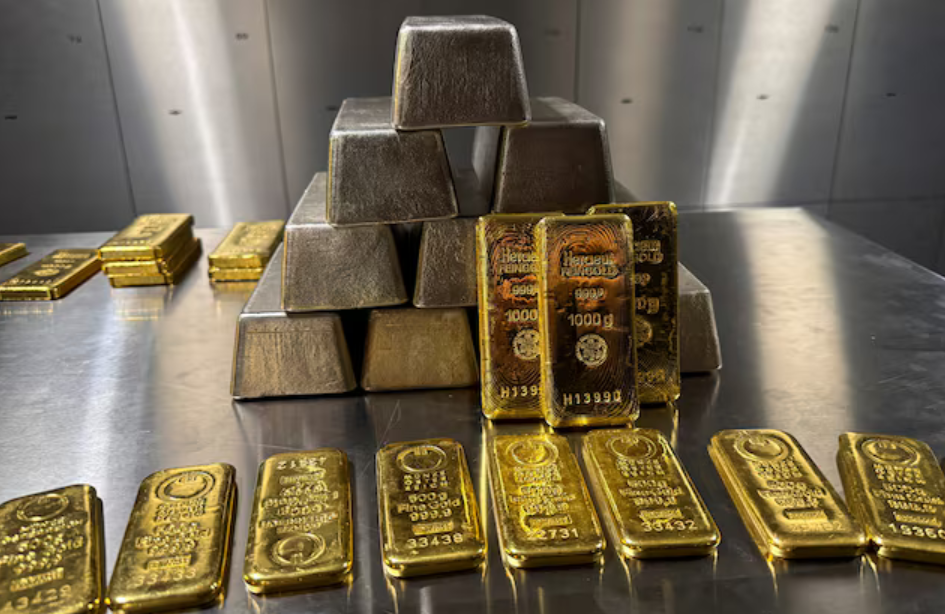 Giá vàng hôm nay 25/12: Phá kỷ lục mọi thời đại, tăng hơn 70% từ đầu năm - ảnh 1