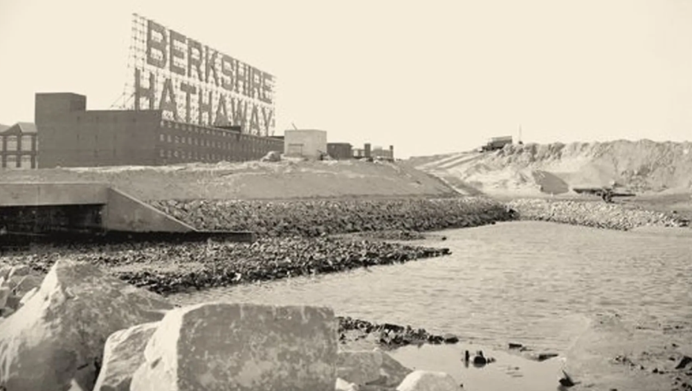 Warren Buffett thừa nhận: Sai lầm từ cổ phiếu 'ngu ngốc' khiến ông mất trắng hàng trăm tỷ USD - ảnh 2