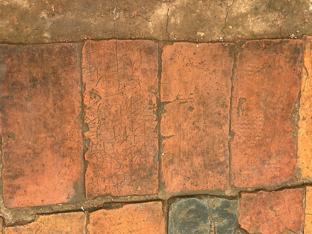 Phát hiện móng cột 'lớn nhất trong lịch sử' tại Chính điện Kính Thiên - ảnh 2