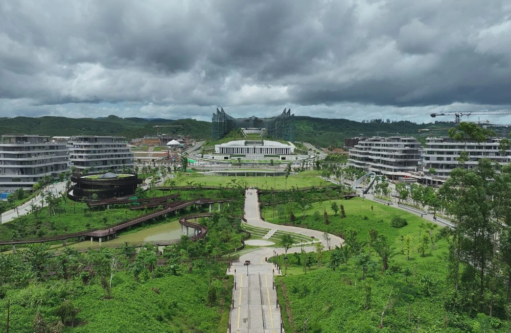 Nền kinh tế lớn nhất Đông Nam Á có thủ đô đang 'chìm dần', quyết định chi 840.000 tỷ đồng để 'dời đô' - ảnh 2