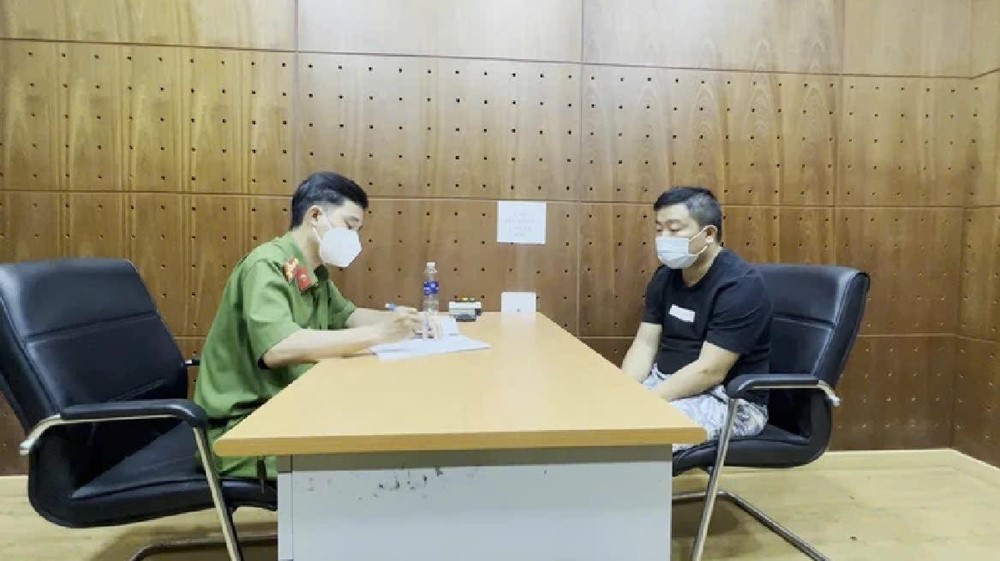 Công an kêu gọi ai là nạn nhân của Tuấn Tommy, khẩn trương liên hệ ngay qua số 0908.987.616 - ảnh 2