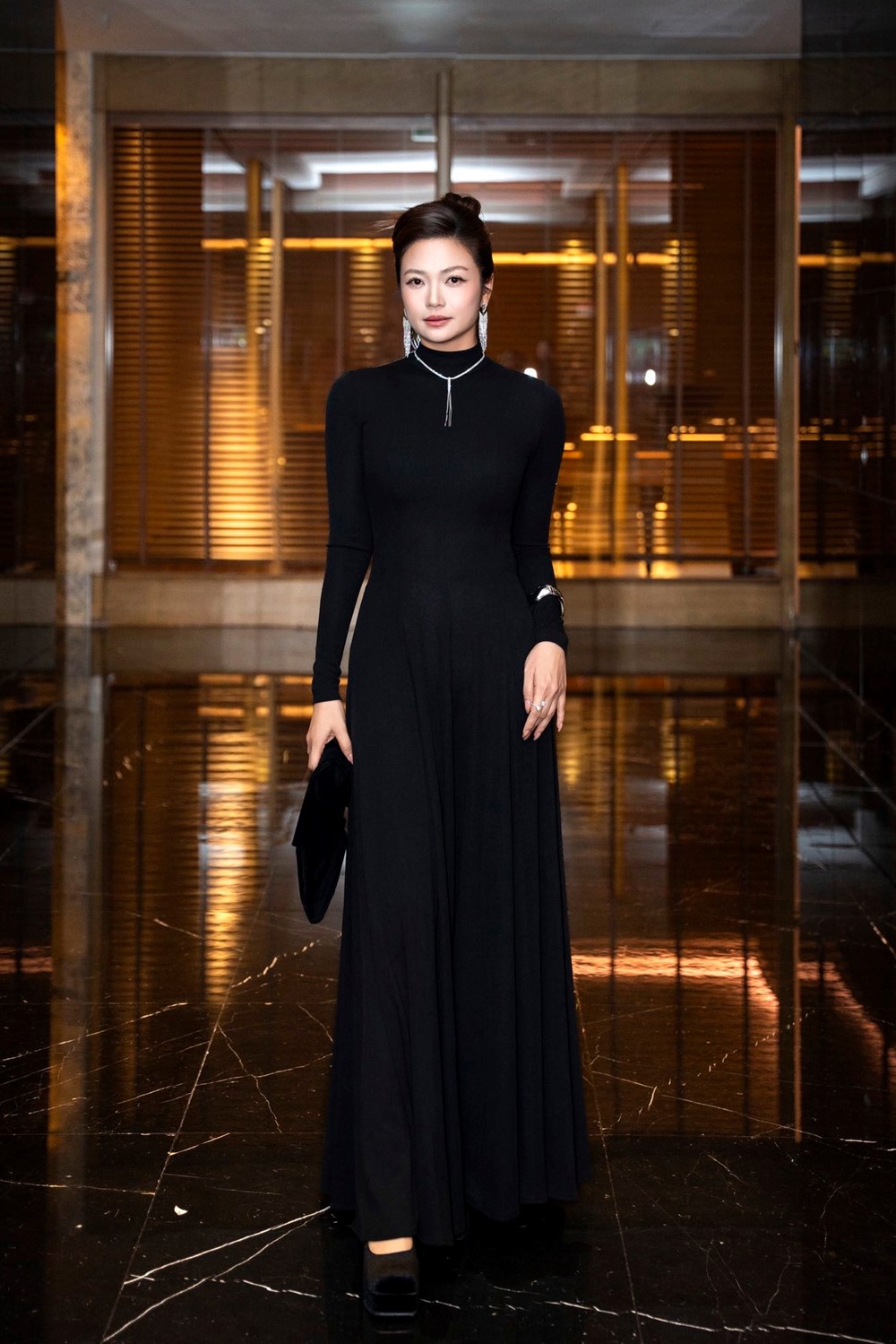 NSƯT là mỹ nhân hot nhất 'giờ vàng' VTV, 13 tuổi đã bén duyên với nghệ thuật, U50 vẫn đẹp như gái đôi mươi - ảnh 4