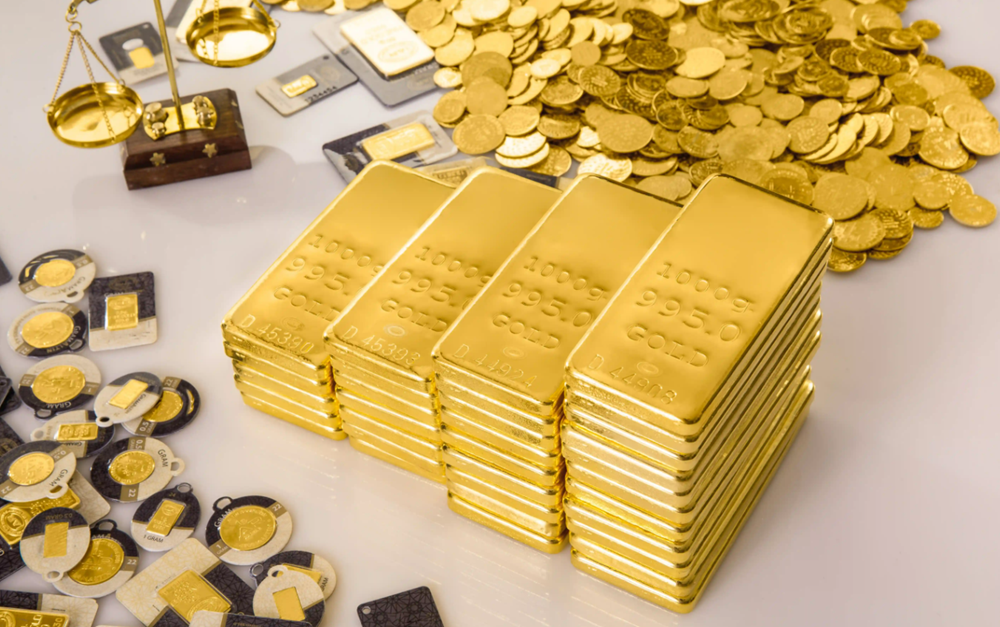 Giá vàng hôm nay 14/1: Tăng vọt sát đỉnh lịch sử, nhờ kỳ vọng Fed hạ lãi suất và rủi ro địa chính trị gia tăng - ảnh 1