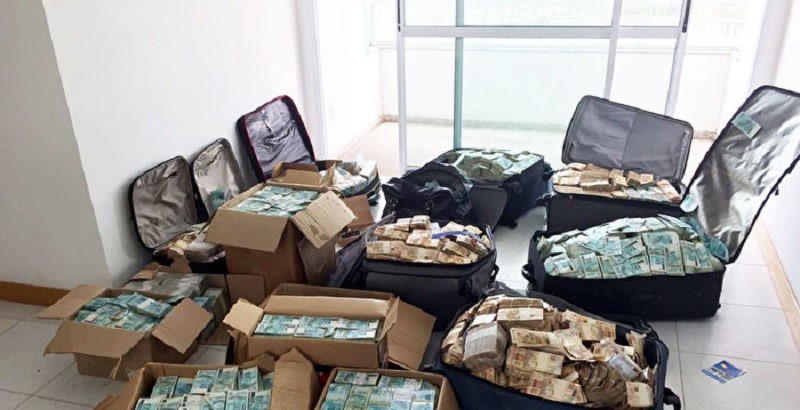 Tịch thu 5.318 tỷ đồng, 38 ô tô, niêm phong 1.021 bất động sản, 27 khu đất của cựu Giám đốc Sở Tài chính - ảnh 1