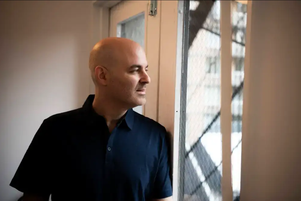 Cựu Phó Chủ tịch Tập đoàn đa quốc gia 48 tuổi phải đi làm shipper để duy trì cuộc sống - ảnh 1