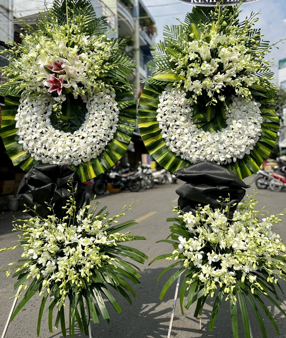 Nghiêm cấm rải tiền, vàng mã trên đường đưa tang - ảnh 2