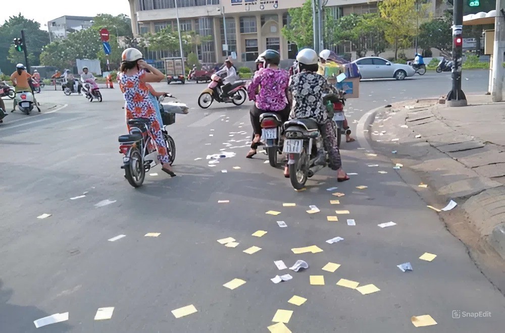 Nghiêm cấm rải tiền, vàng mã trên đường đưa tang - ảnh 1