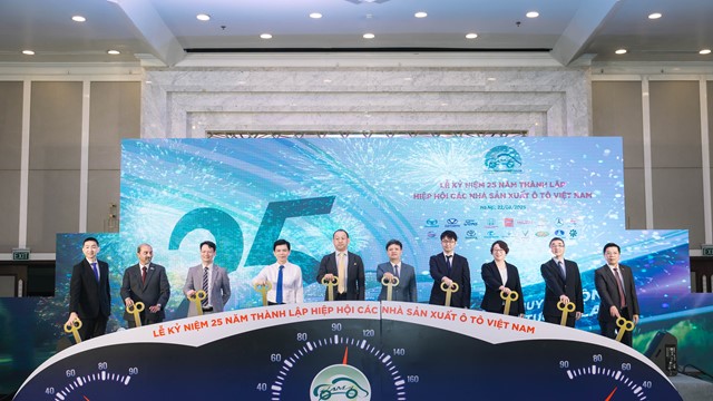 VAMA kỷ niệm 25 năm đồng hành cùng ngành ô tô Việt Nam