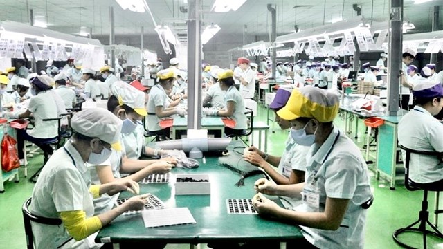 Người lao động đi làm việc tại Đài Loan được tăng lương từ 1/1/2024