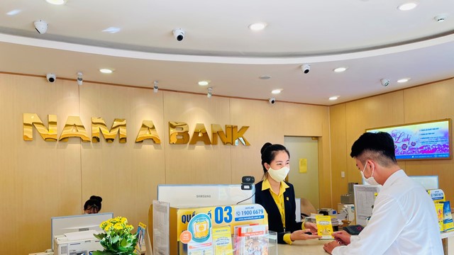 Namabank ''chuyển nhà'', cổ phiếu thăng hoa