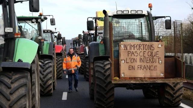Pháp đau đầu đối phó cơn giận dữ của nông dân
