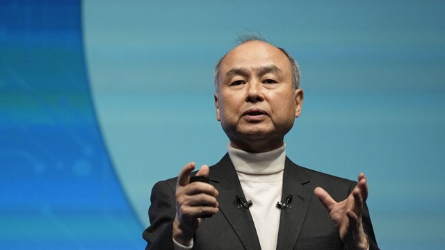 Ông chủ Softbank 'đánh rơi' 2,6 tỷ USD sau khi NHTW Nhật Bản tăng lãi suất