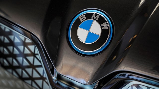 BMW triệu hồi gần 700.000 xe vì nguy cơ cháy nổ