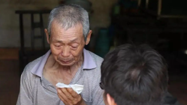 Nửa năm lương hưu mất sạch vì một tin nhắn SMS: Ngân hàng và nhà mạng chối bỏ trách nhiệm, thủ đoạn tinh vi đến mức qua mặt giáo sư an ninh mạng