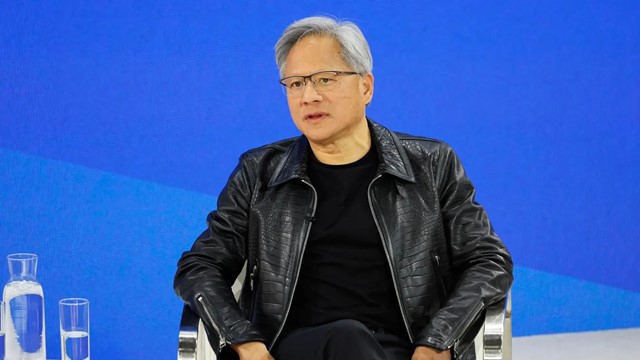 CEO Nvidia sợ phát biểu trước đám đông dù dẫn dắt công ty nghìn tỷ USD