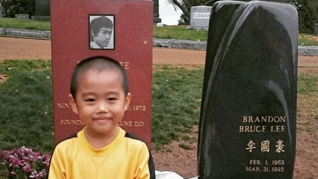 'Lý Tiểu Long nhí' 10 tuổi đã có ‘body’ 6 múi cực phẩm, từ tài năng võ thuật ‘siêu phàm’ dần đi vào quên lãng