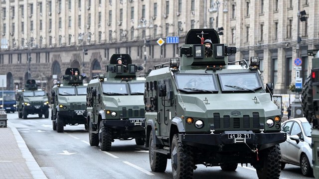 EU đẩy nhanh gói viện trợ 40 tỷ euro cho Ukraine, Nga có lý do để lo lắng?