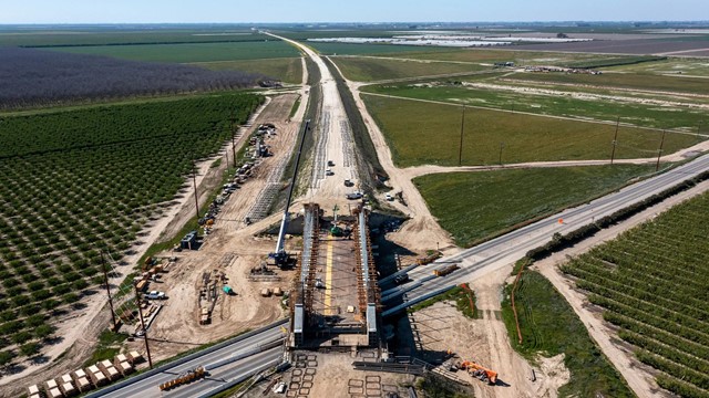Dự án cao tốc dài hơn 1.000km có nguy cơ ‘đắp chiếu’ sau 15 năm thi công, đội vốn lên tới 3 triệu tỷ đồng 