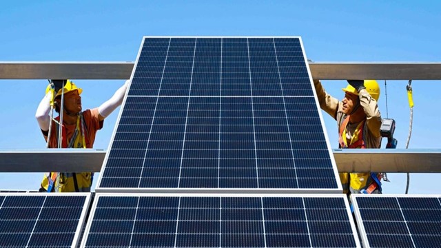 Trung Quốc bị tố giấu 'thiết bị khả nghi' trong pin mặt trời, Nhật Bản ngay lập tức vào cuộc điều tra