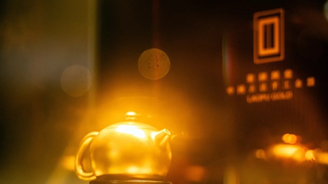 Một cổ phiếu tăng nóng 2.300%, nhà đầu tư ‘lắc đầu’ vì quá đắt