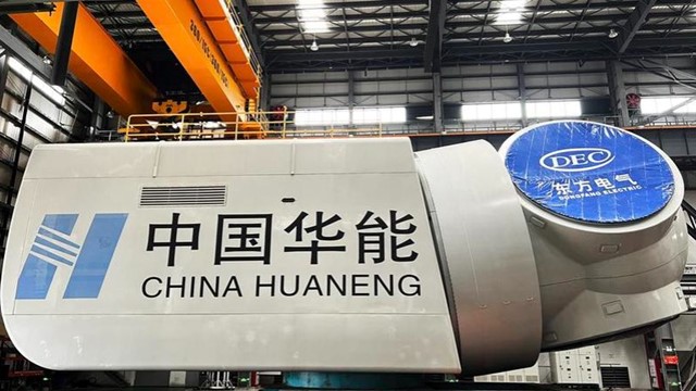 Láng giềng Việt Nam trình làng tuabin gió nổi lớn nhất thế giới: Diện tích quét tương đương 7 sân bóng tiêu chuẩn, cao bằng tòa nhà 50 tầng, đủ cấp điện cho 40.000 hộ dân 