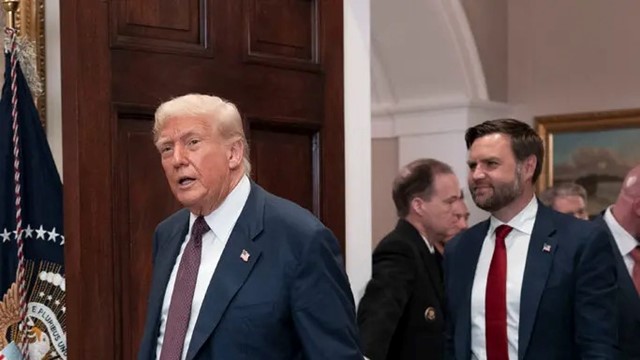 Ông Trump ra cảnh báo nóng, yêu cầu bố trí tàu ngầm hạt nhân răn đe Nga