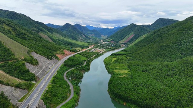 Phê duyệt quy hoạch khu du lịch sinh thái dọc Quốc lộ 14G: Quy mô rộng 339ha, tọa lạc phía Tây TP. rộng nhất Việt Nam