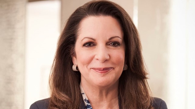 Không được thăng chức, nữ doanh nhân chi 60.000 tỷ đồng mua đứt công ty và sa thải sếp cũ 